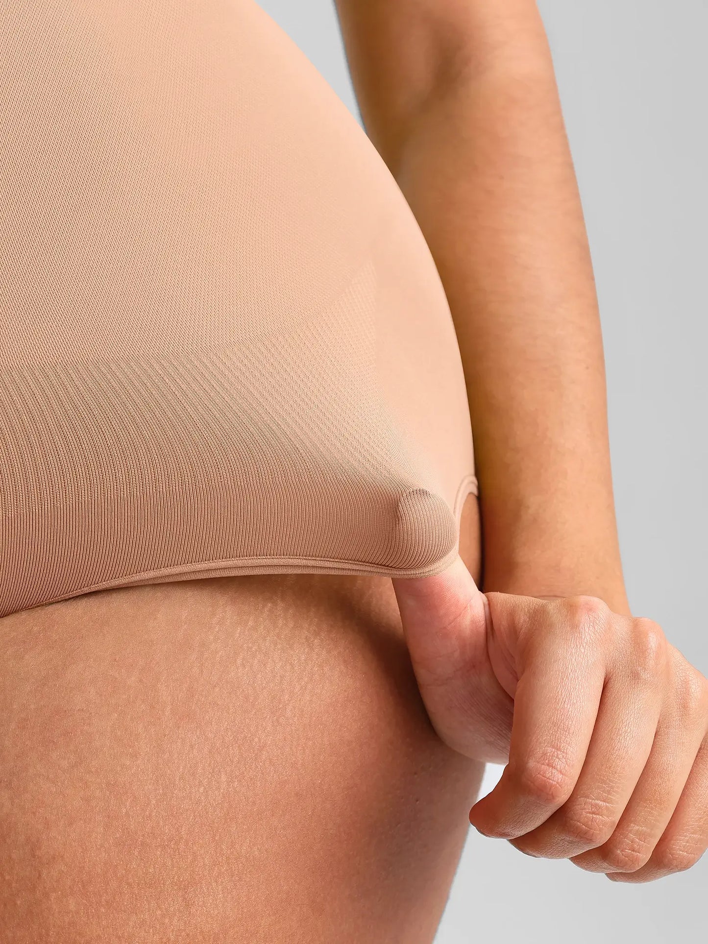 🏆LUCKYSONG® Body de uso diario sin costuras con escote redondo y textura suave.